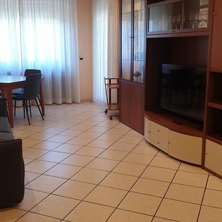 Le Marille Villa Lido di Ostia Luaran gambar