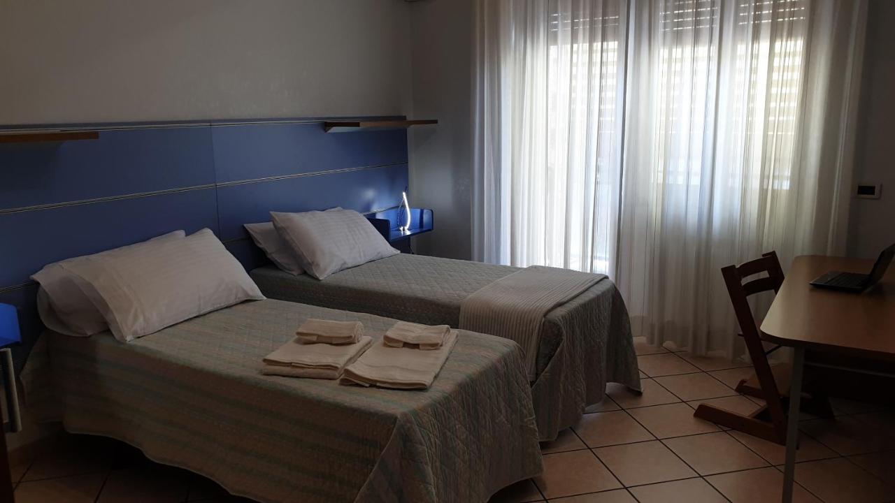 Le Marille Villa Lido di Ostia Luaran gambar